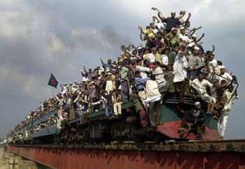 Ain't nobody can do a train wreck like the Bangladeshis.