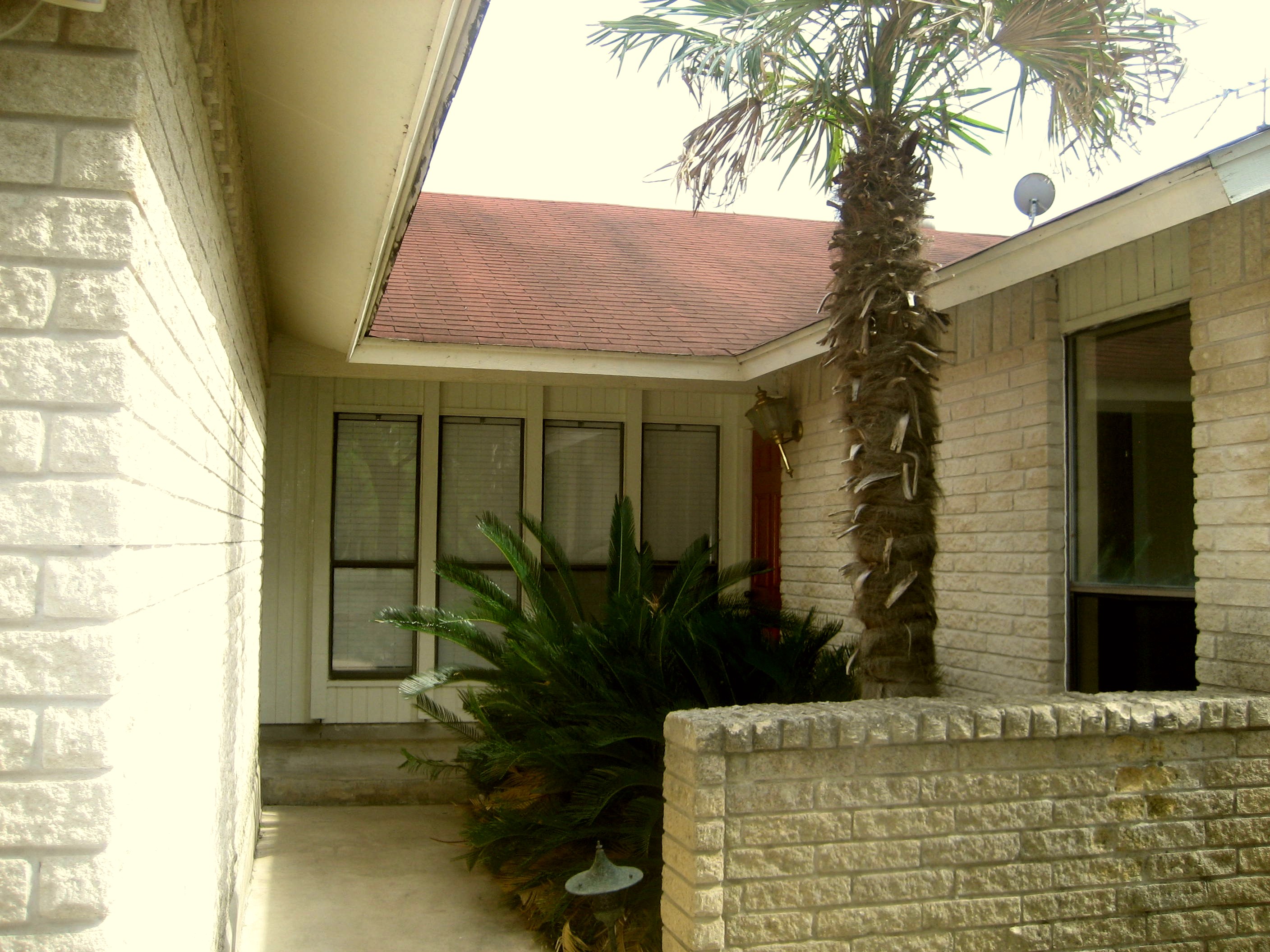 photo of front entrance