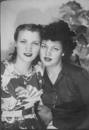 Marjorie and Bonnie when young