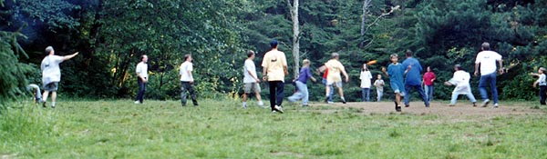 [Photo of frisby game]