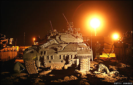 _45330118_3tankssufagetty466