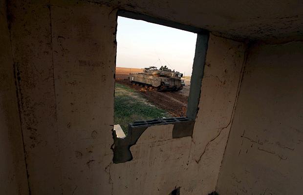 window-tank_1213177i