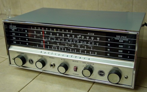 Hallicrafters S-120 receiver (photo)