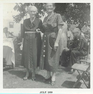 1959 Waters Reunion: Sidney Easter Waters and Lindy Waters, sisters